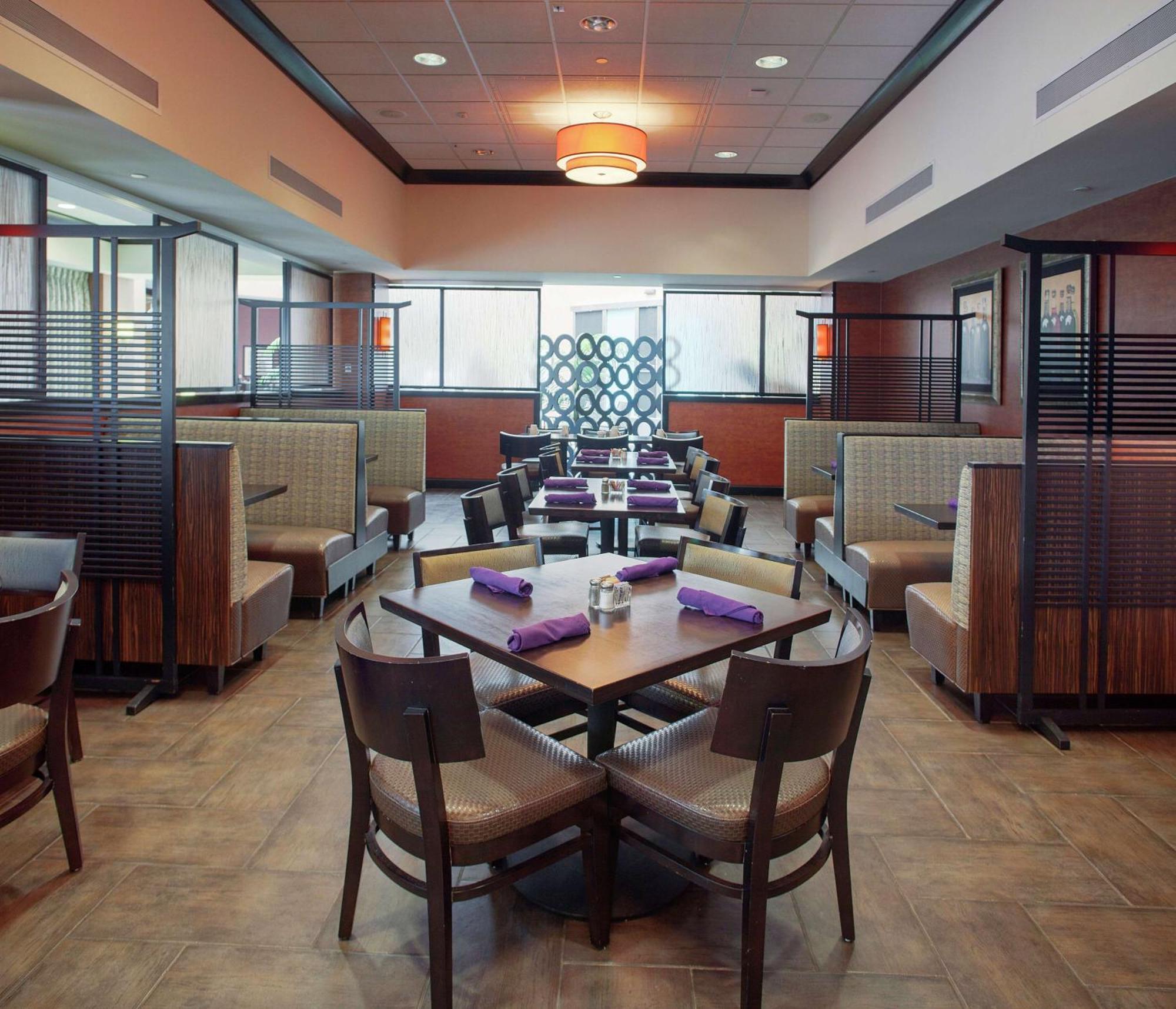 Doubletree Suites By Hilton Bentonville Dış mekan fotoğraf