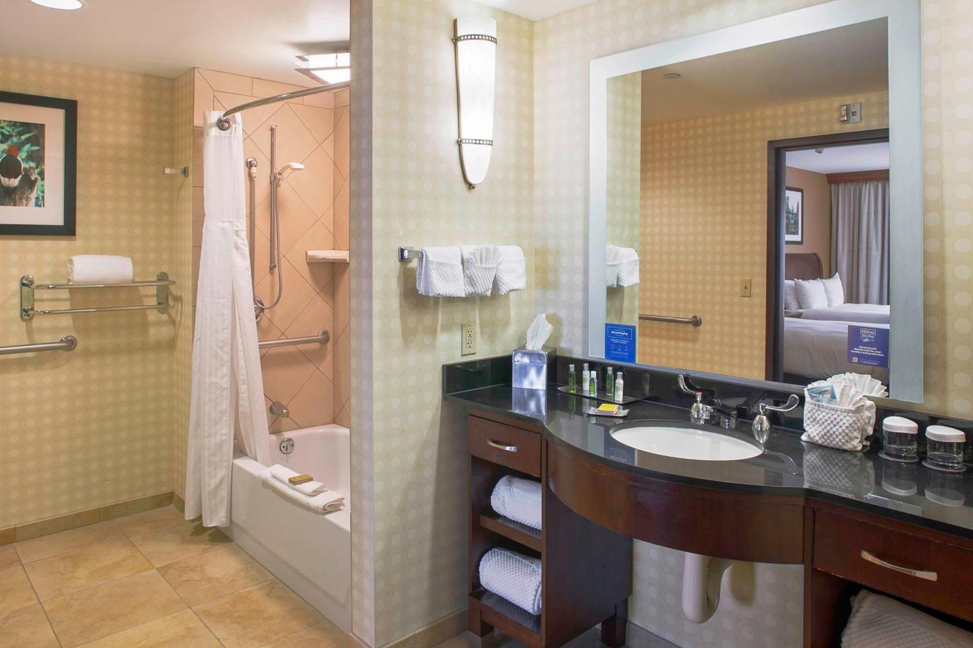 Doubletree Suites By Hilton Bentonville Dış mekan fotoğraf